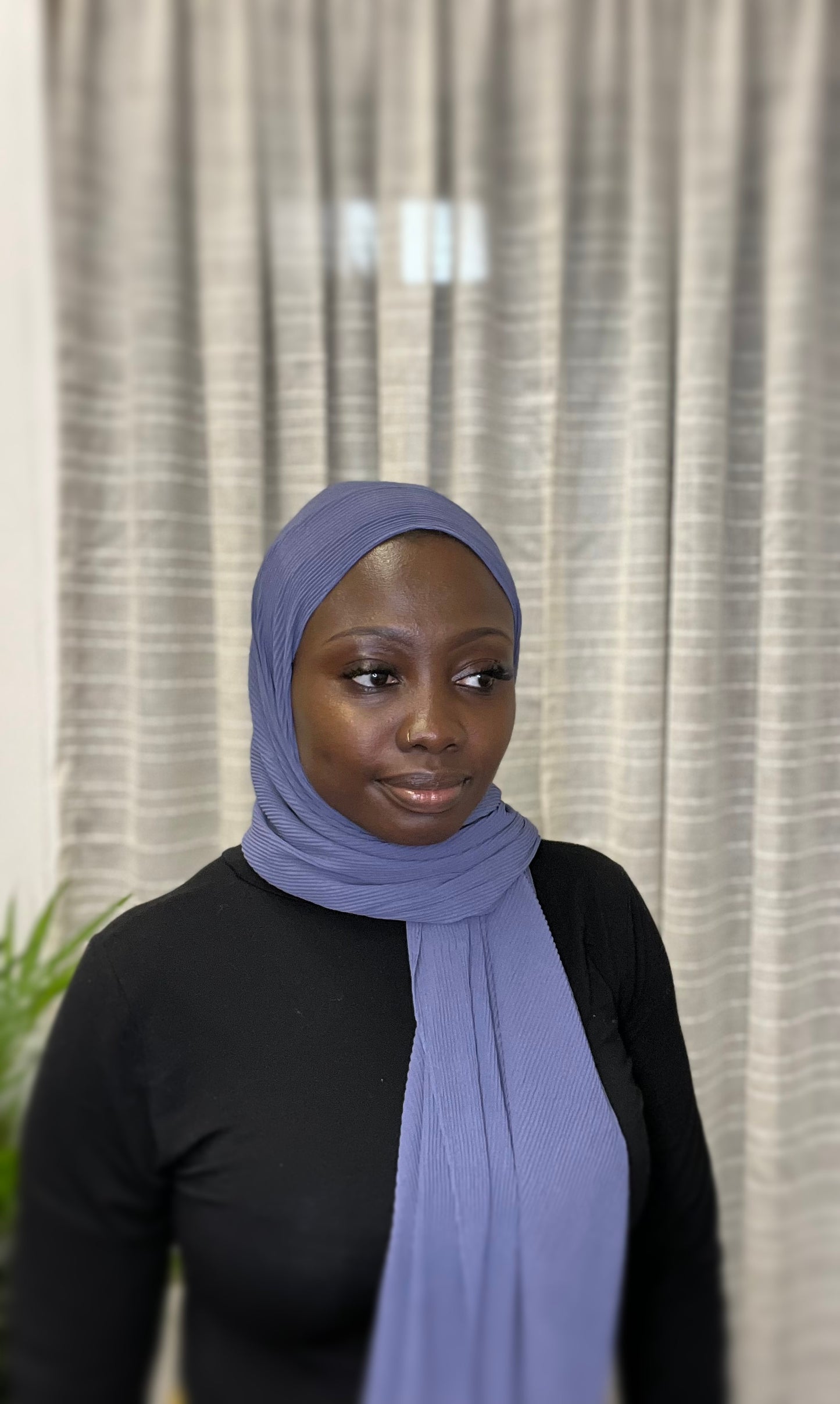 Cool Gray Pleated Hijab - Le Décor
