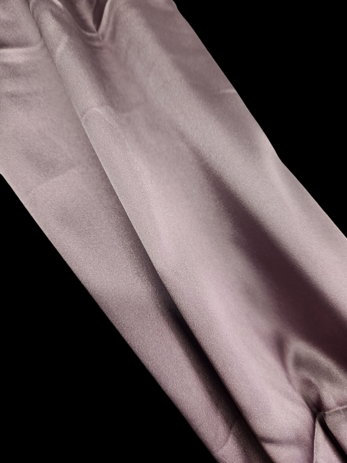 Lavender Satin Hijab - Le Décor