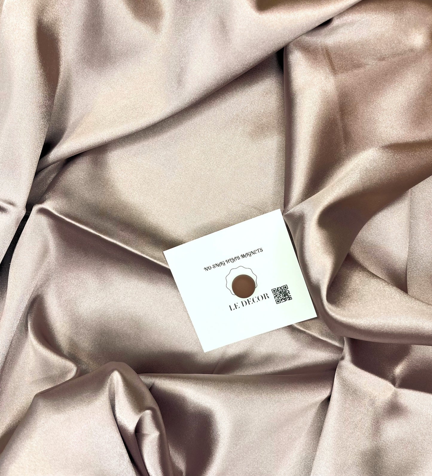 Brown No- Snag Hijab Magnet - Le Décor