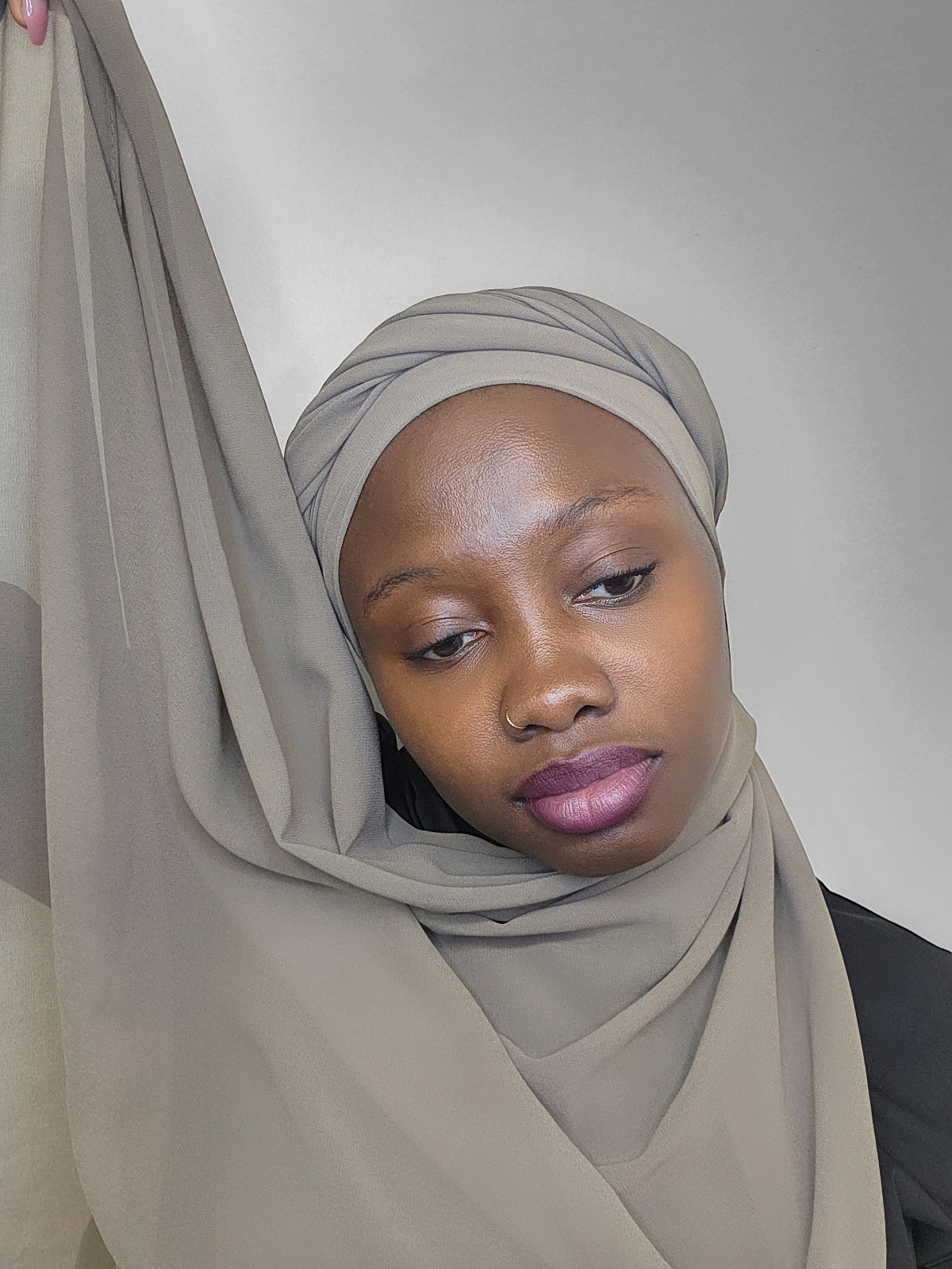 Stone Gray Chiffon Hijab - Le Décor