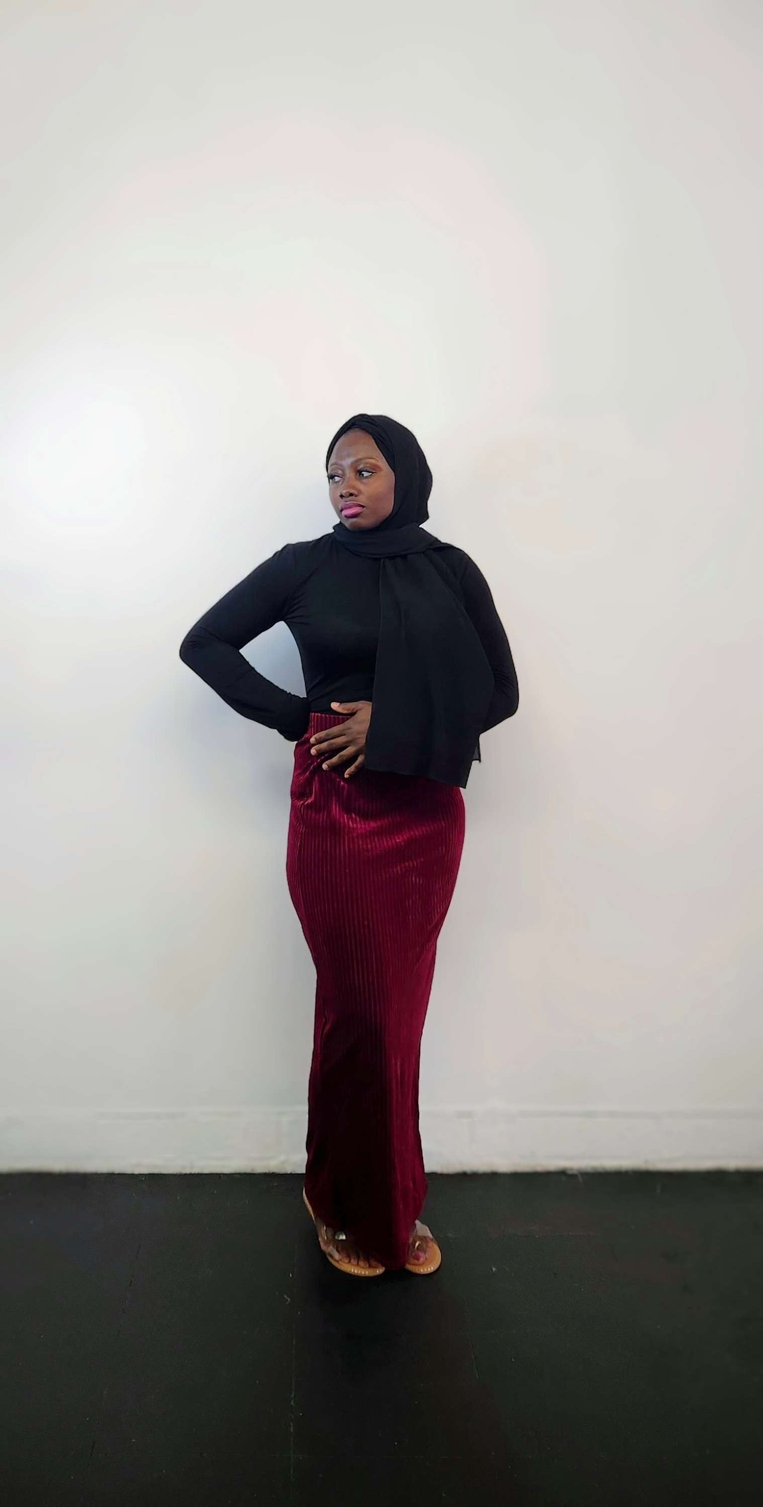 Maroon Inaya Skirt - Le Décor