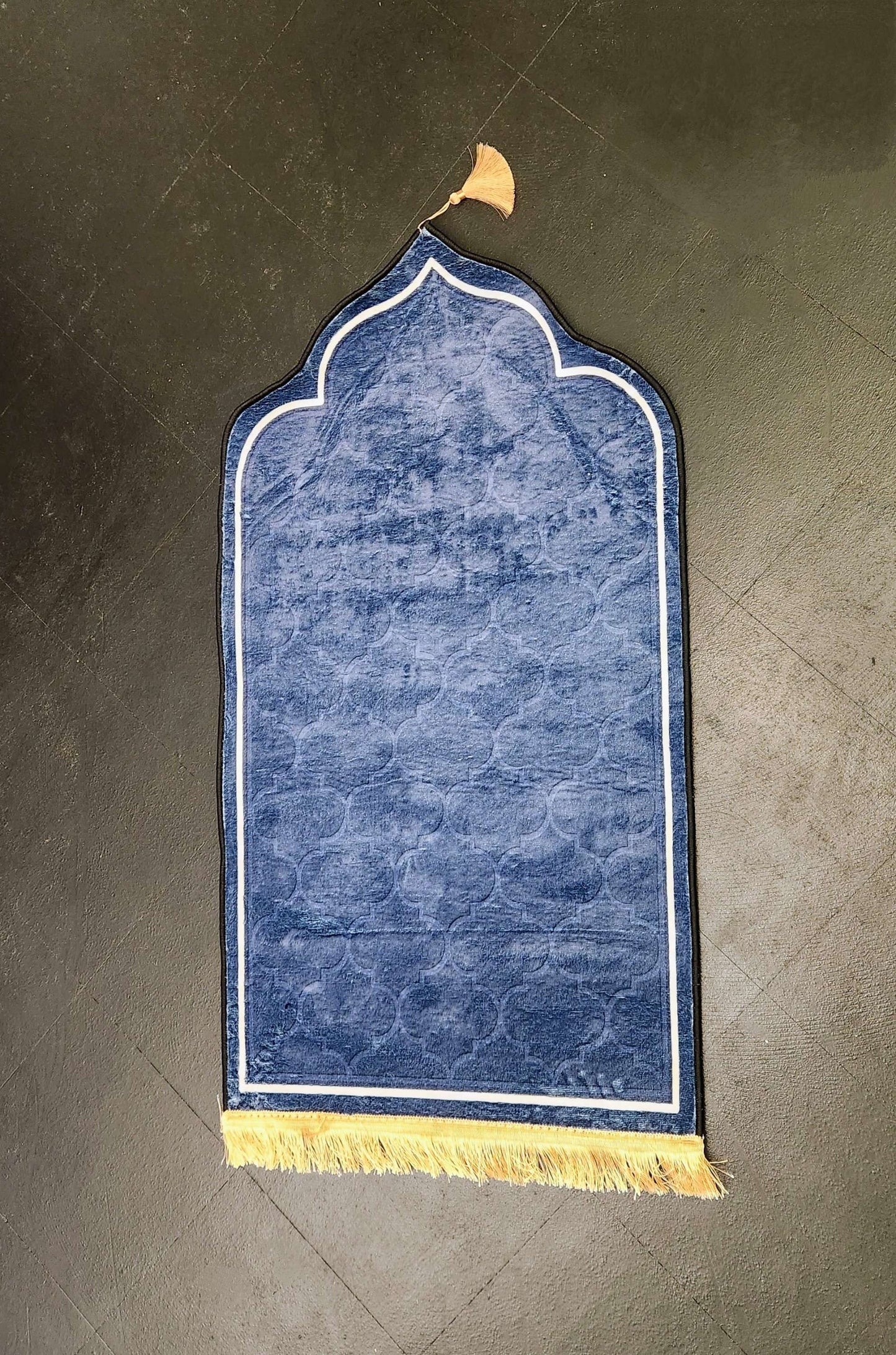 Lux Blue Prayer Rug - Le Décor